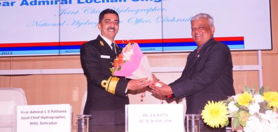 Shri SA Katti, Director ITM welcoming Rear Admiral LS Pathania during inaugural session of AWS-28